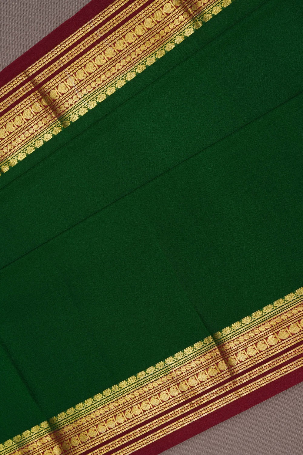 Image of Binny Crepe Bright Green Saree