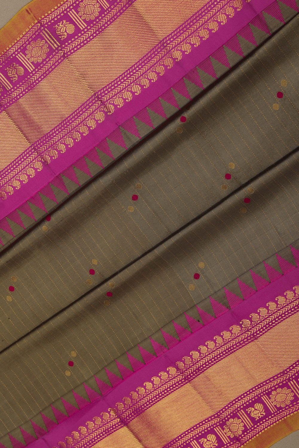 Image of Gadwal Silk Grey Saree