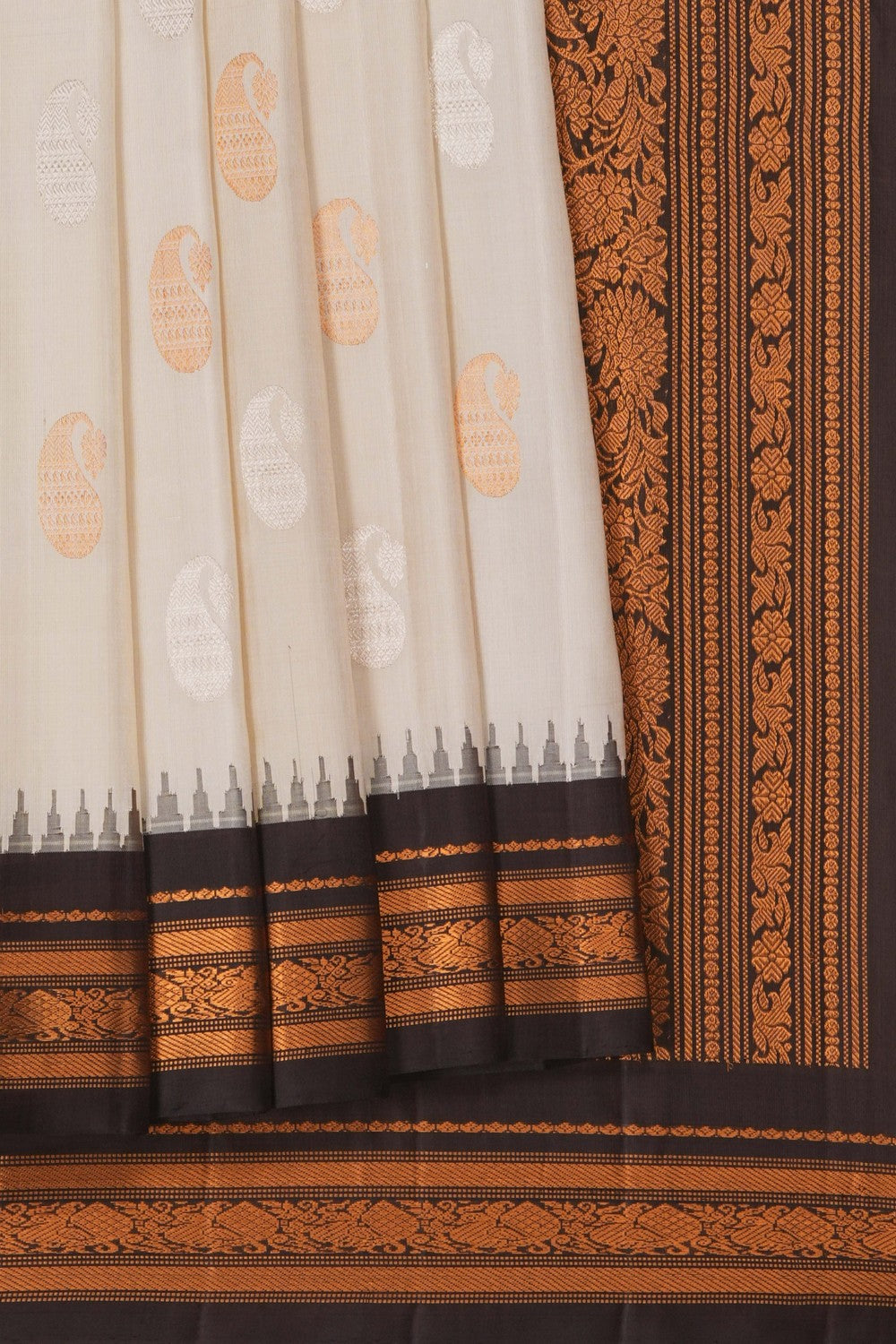 Image of Gadwal Silk Off-White Saree