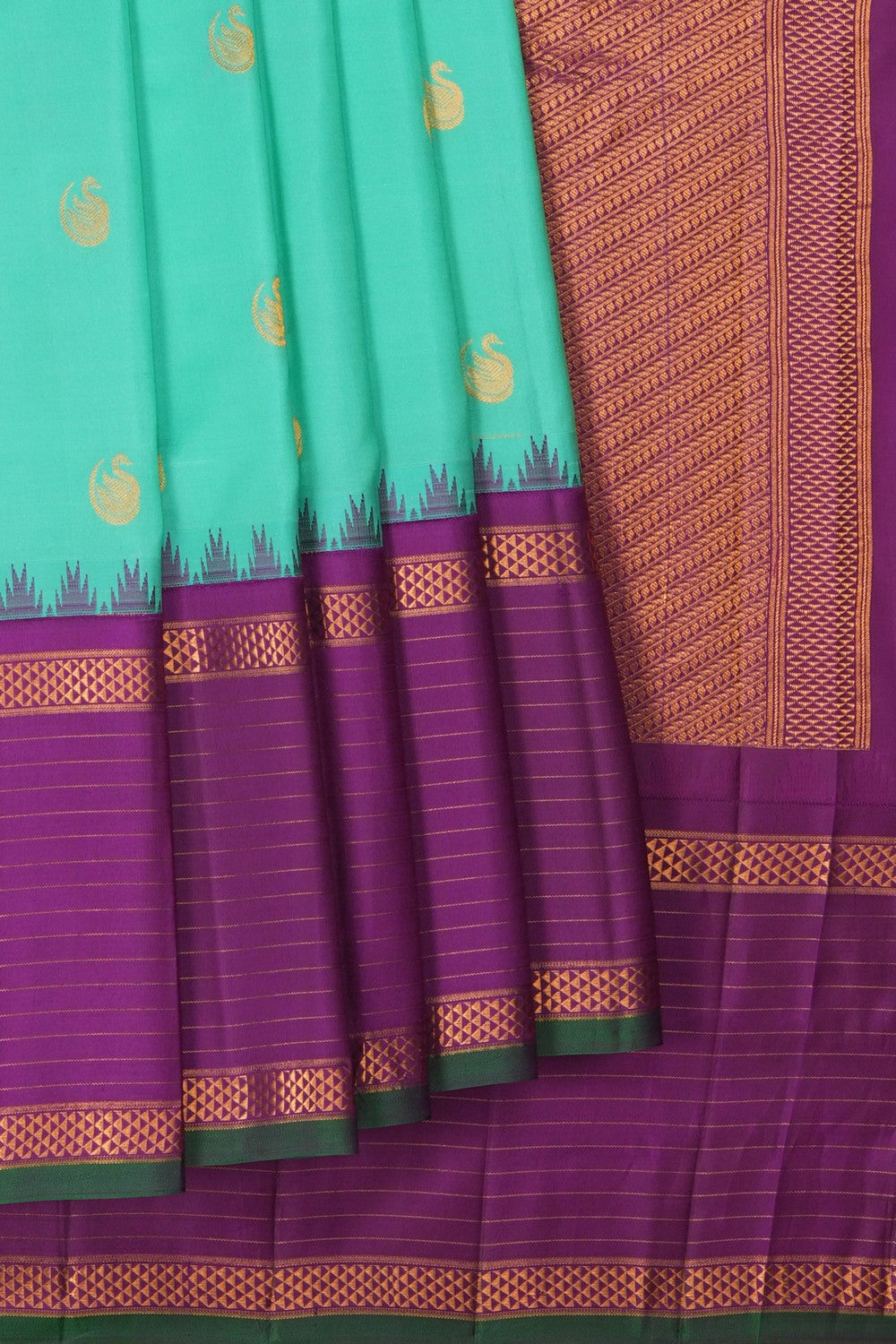 Image of Gadwal Silk Green Saree