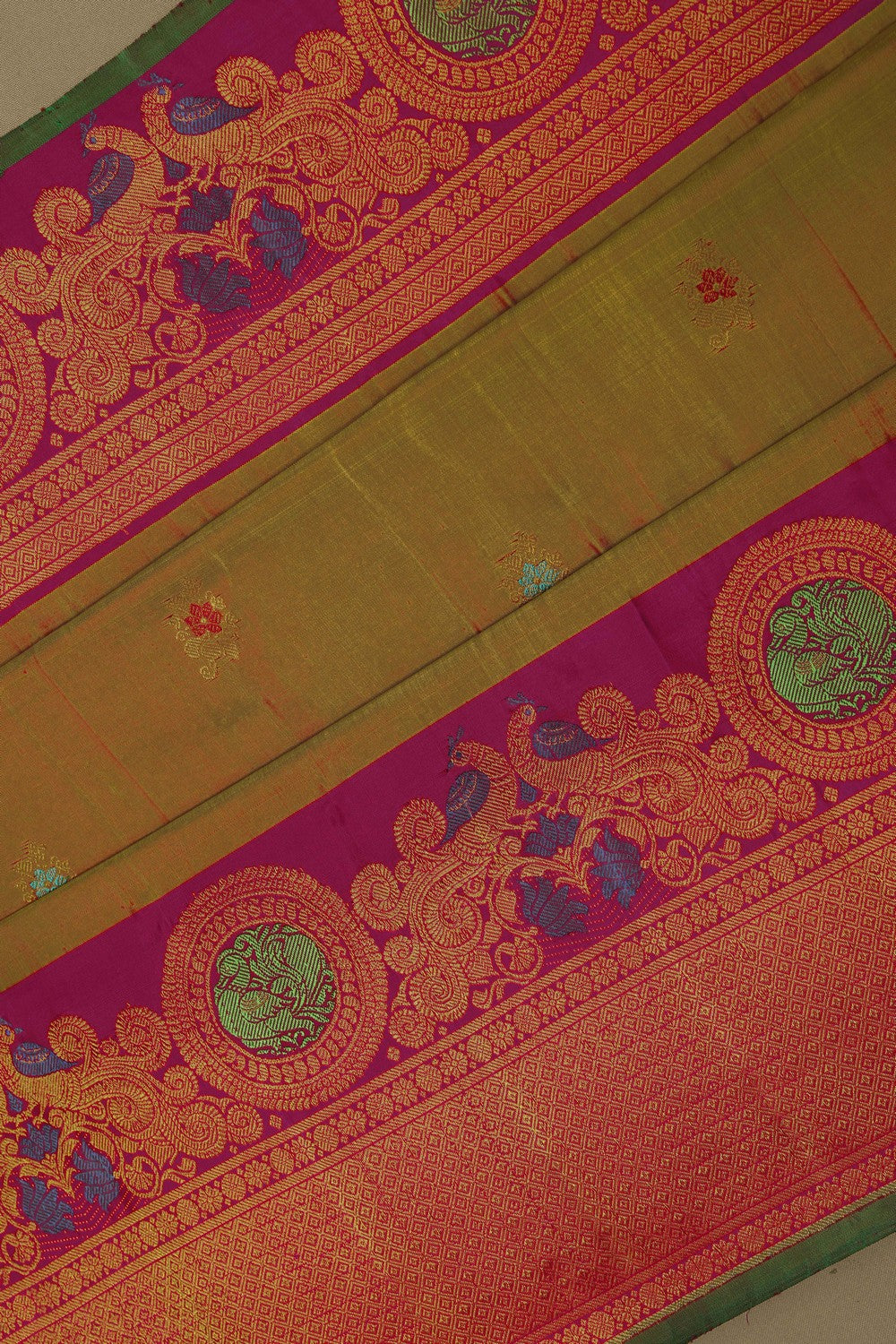 Image of Gadwal Silk Green Saree