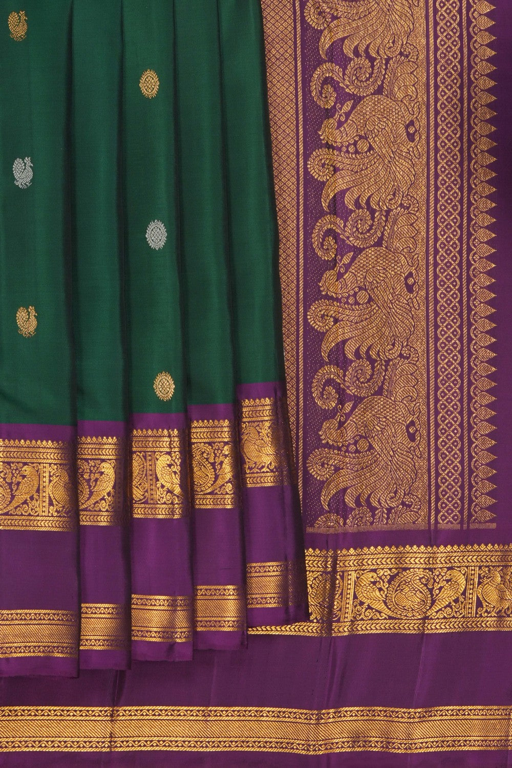 Image of Gadwal Silk Green Saree