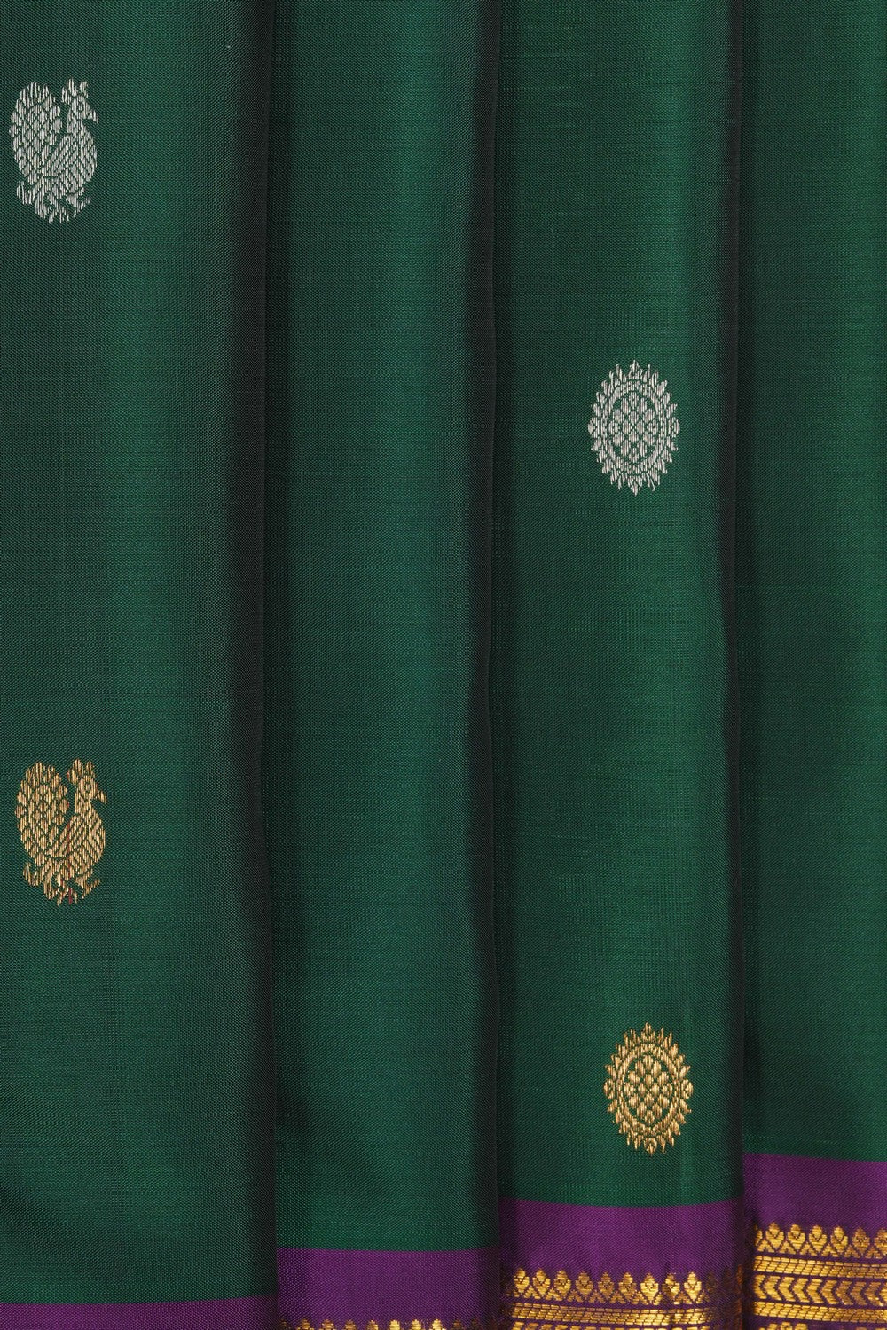 Image of Gadwal Silk Green Saree
