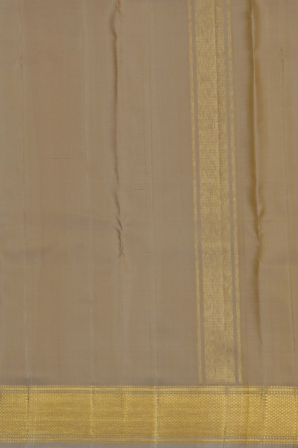Image of Arani Silk Dhoti With Kanduva (8 X 4) 3 PCS Set