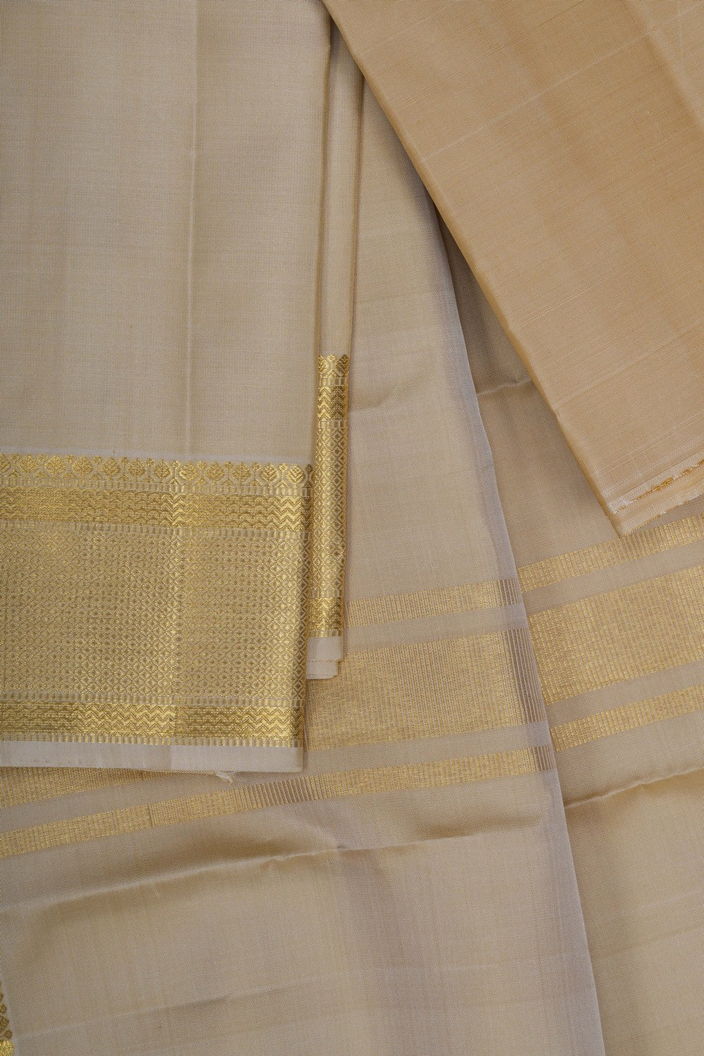Image of Arani Silk Dhoti With Kanduva (8 X 4) 3 PCS Set