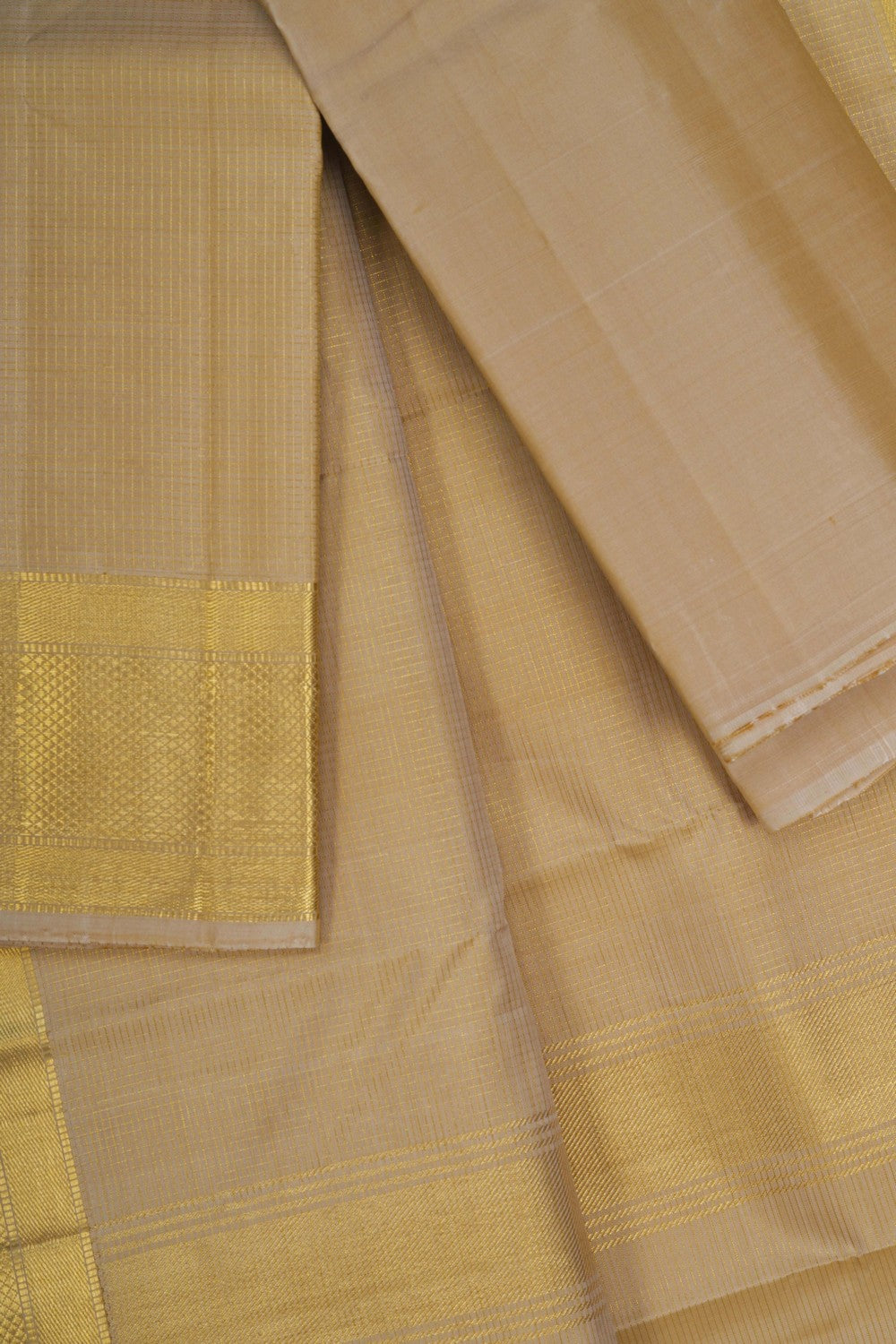 Image of Arani Silk Dhoti With Kanduva (8 X 4) 3 PCS Set