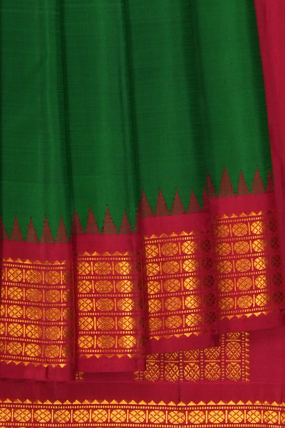 Image of Green Arani Silk Saree