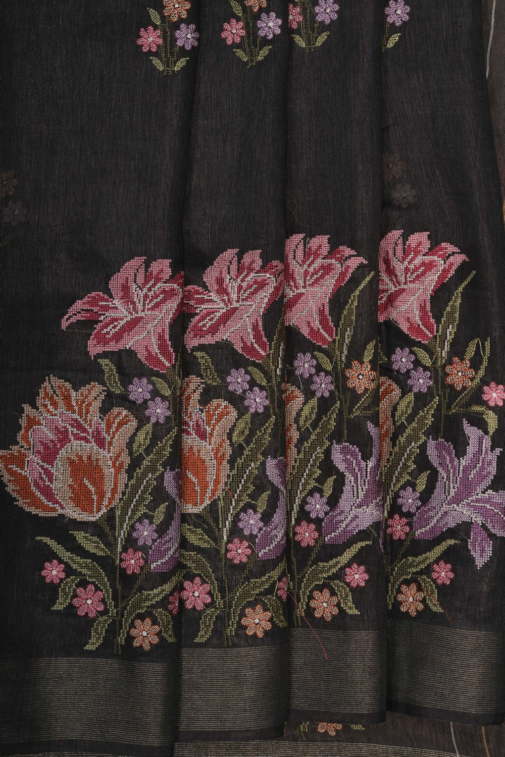 Image of A Beautiful Embroidered Linen Saree