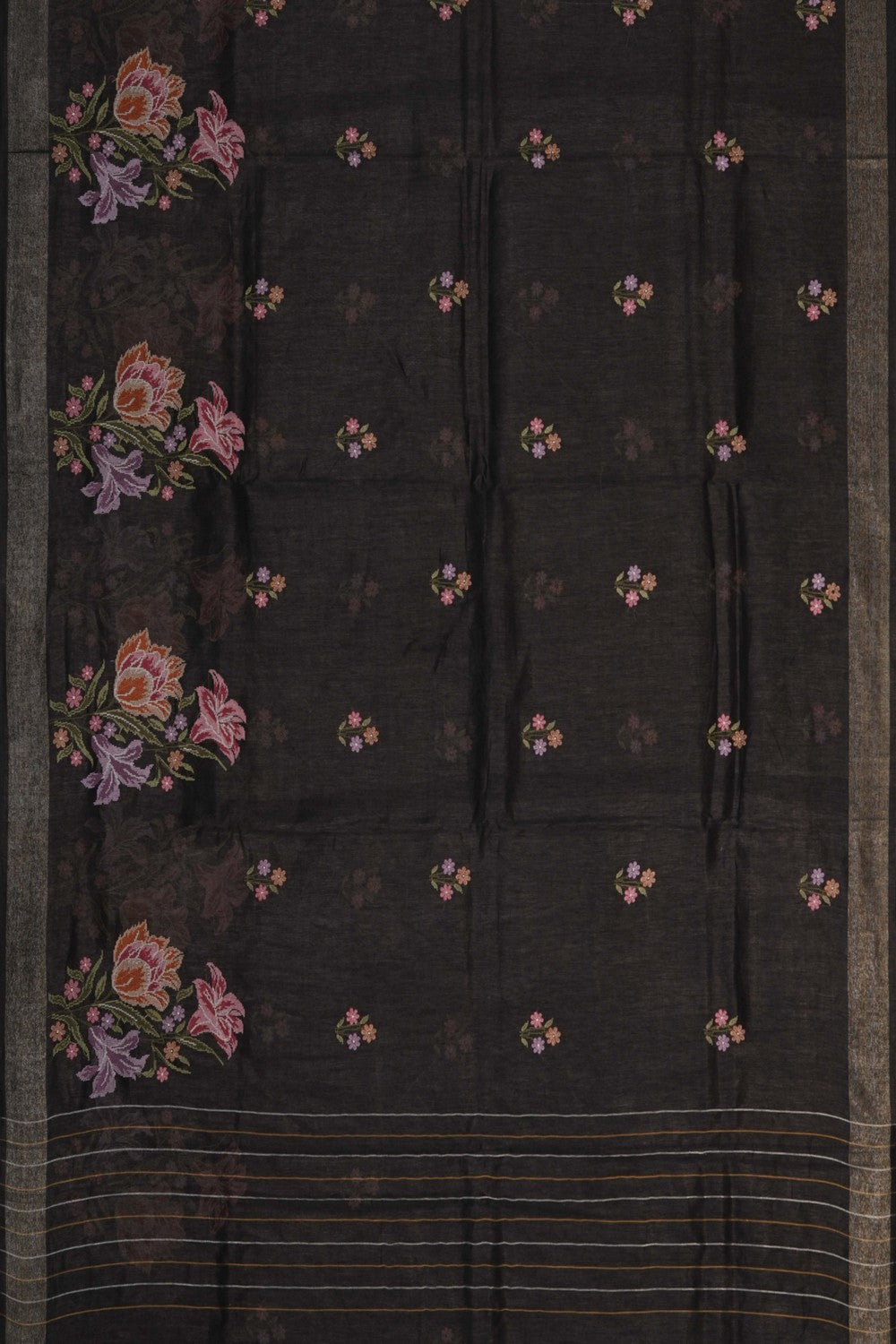 Image of A Beautiful Embroidered Linen Saree