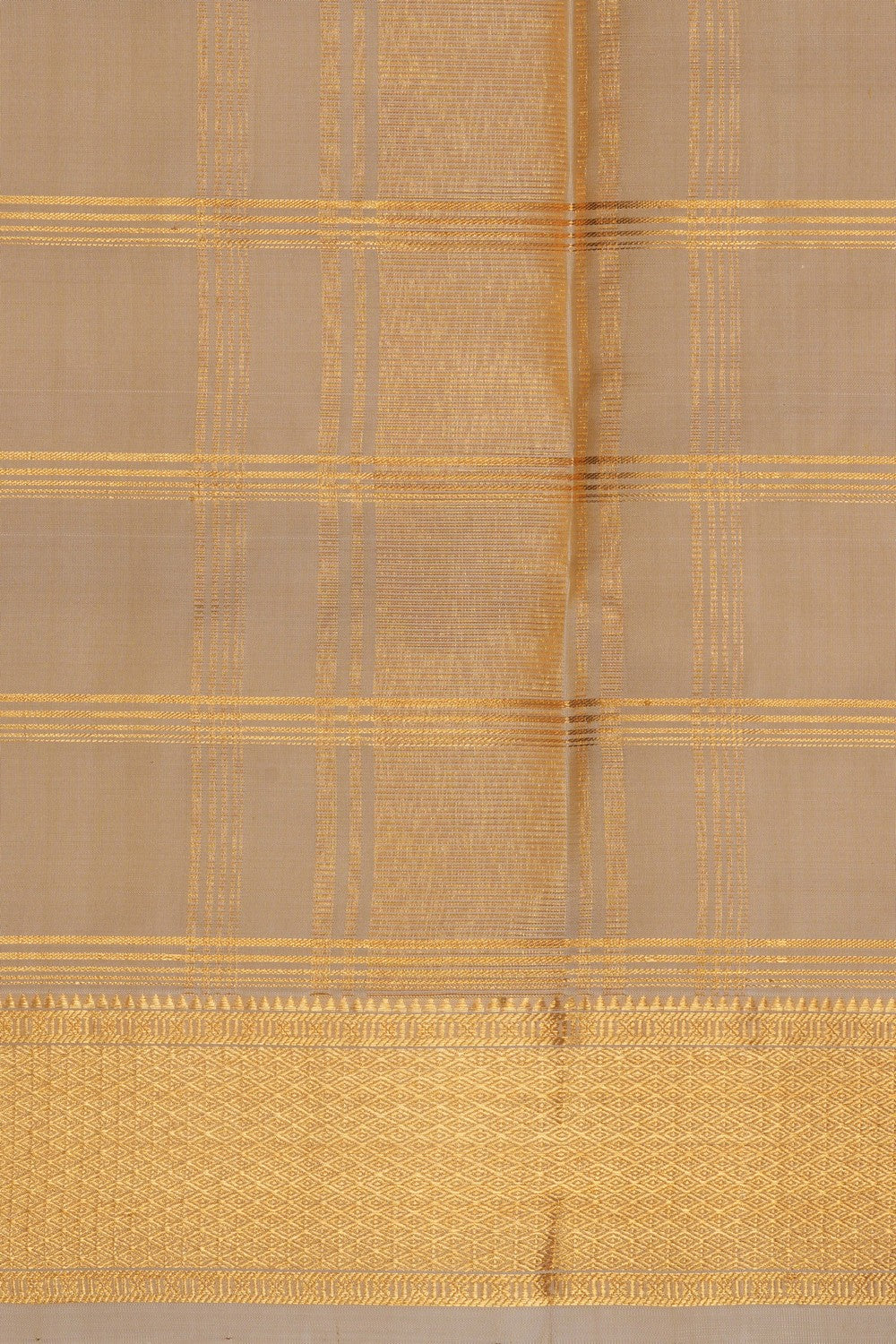 Image of Venkatagiri Silk Dhoti With Kanduva (8 X 4) 3 PCS Set