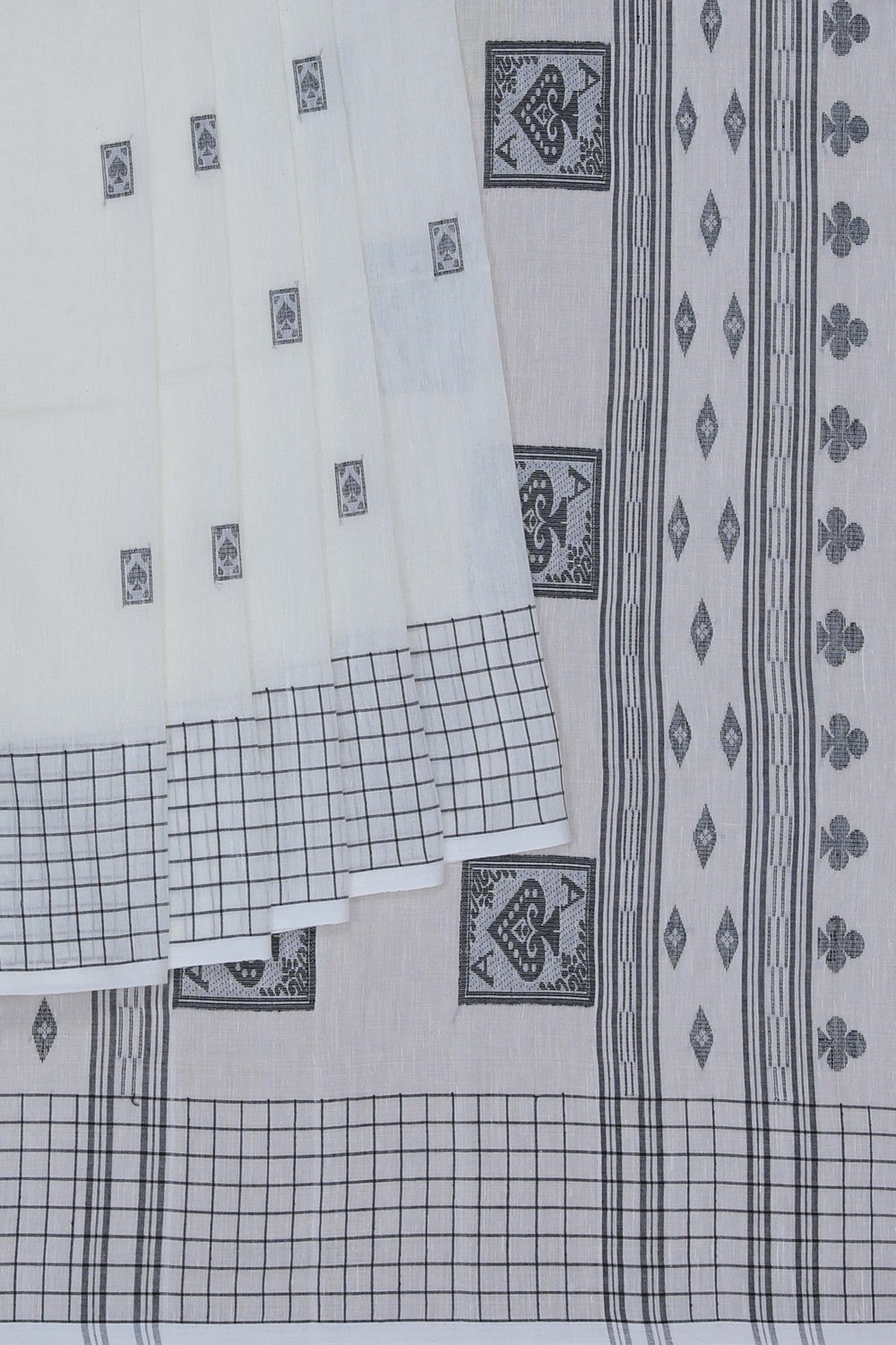 Image of The Dhakai Jamdani Craft Off-White Saree