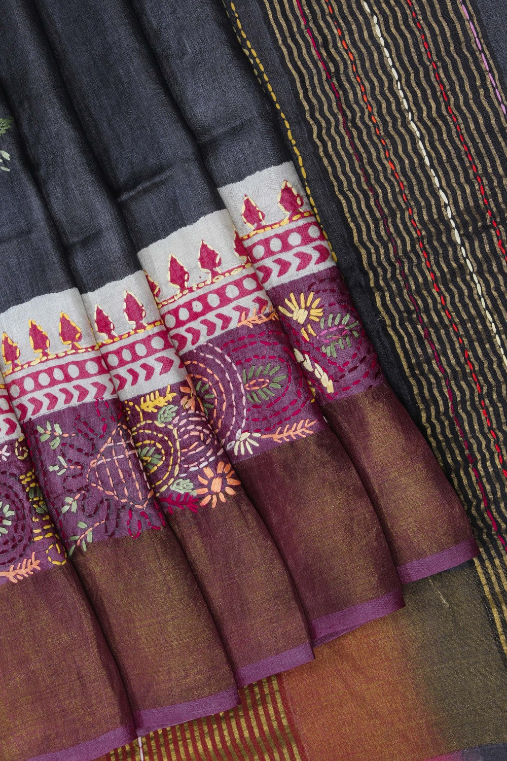 Image of Black Embroidery Saree