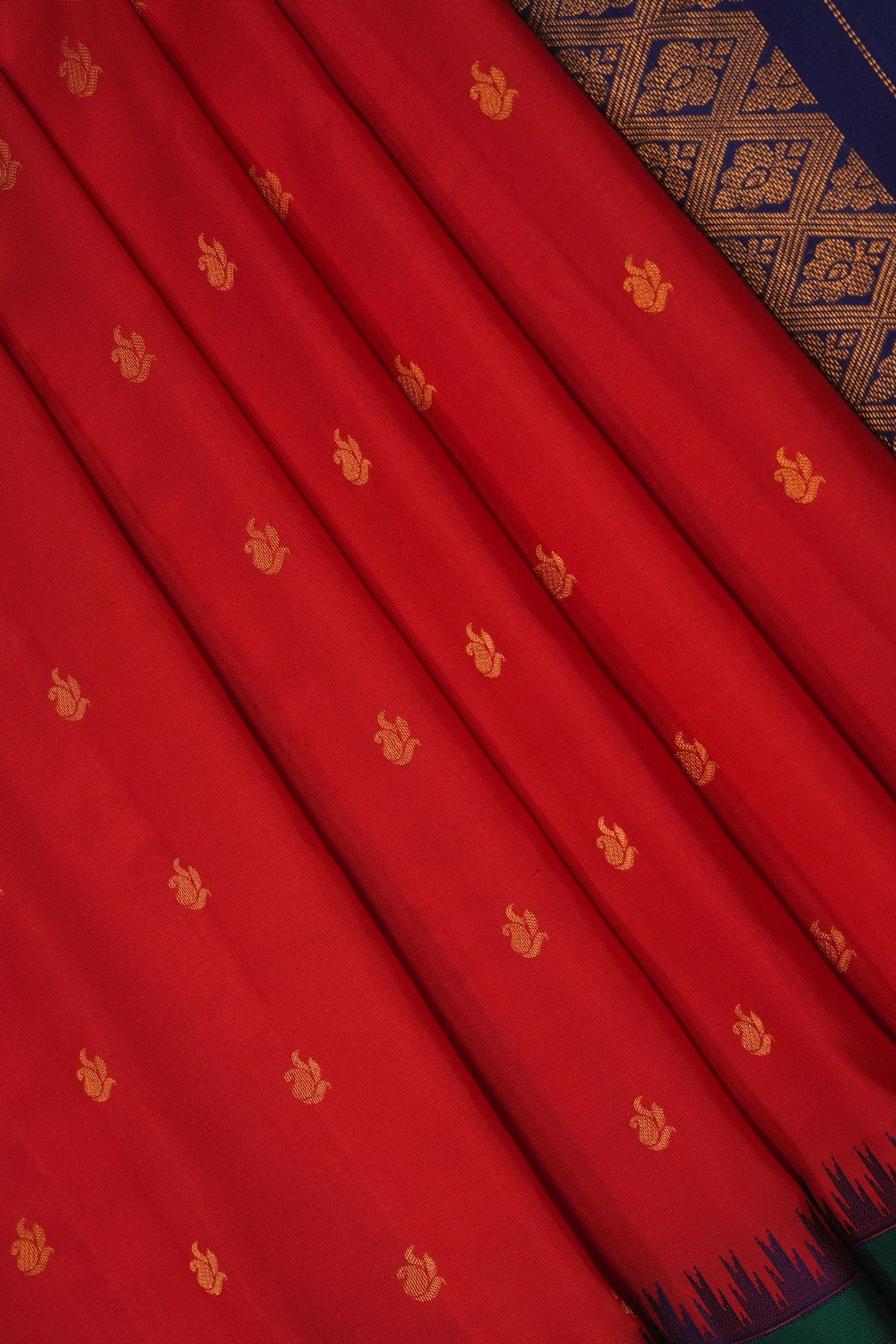 Image of Gadwal Silk Red Saree