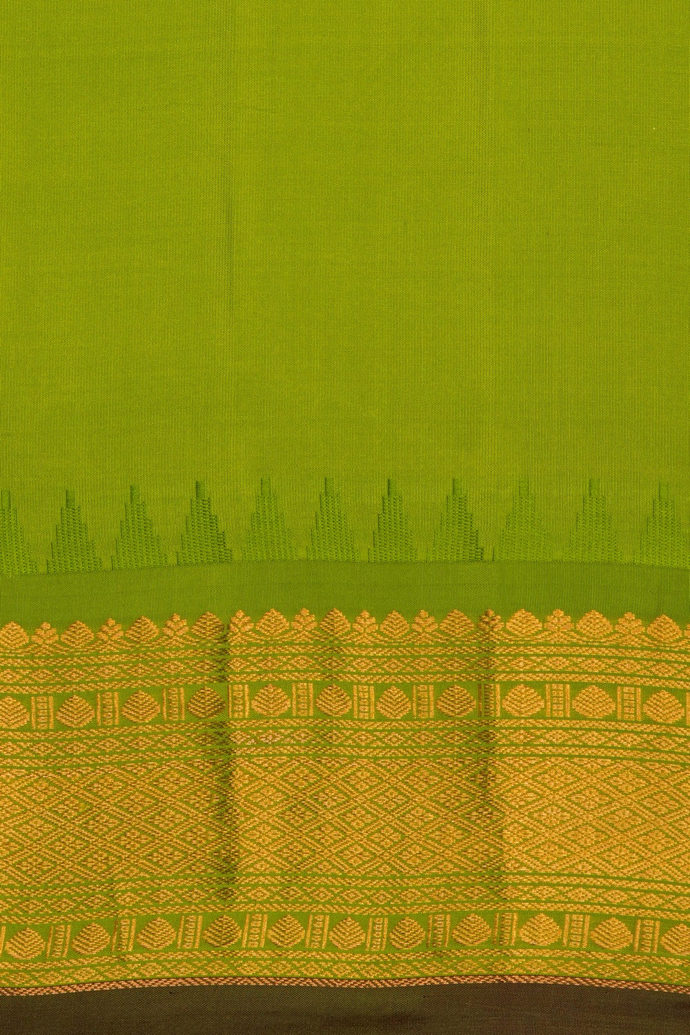 Image of Gadwal Silk Magenta Saree