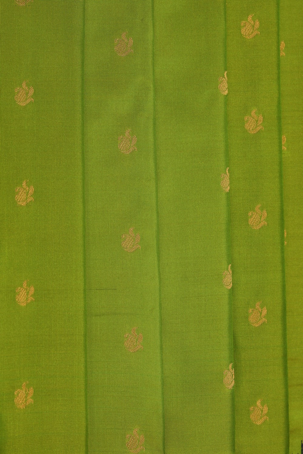 Image of Gadwal Silk Green Saree