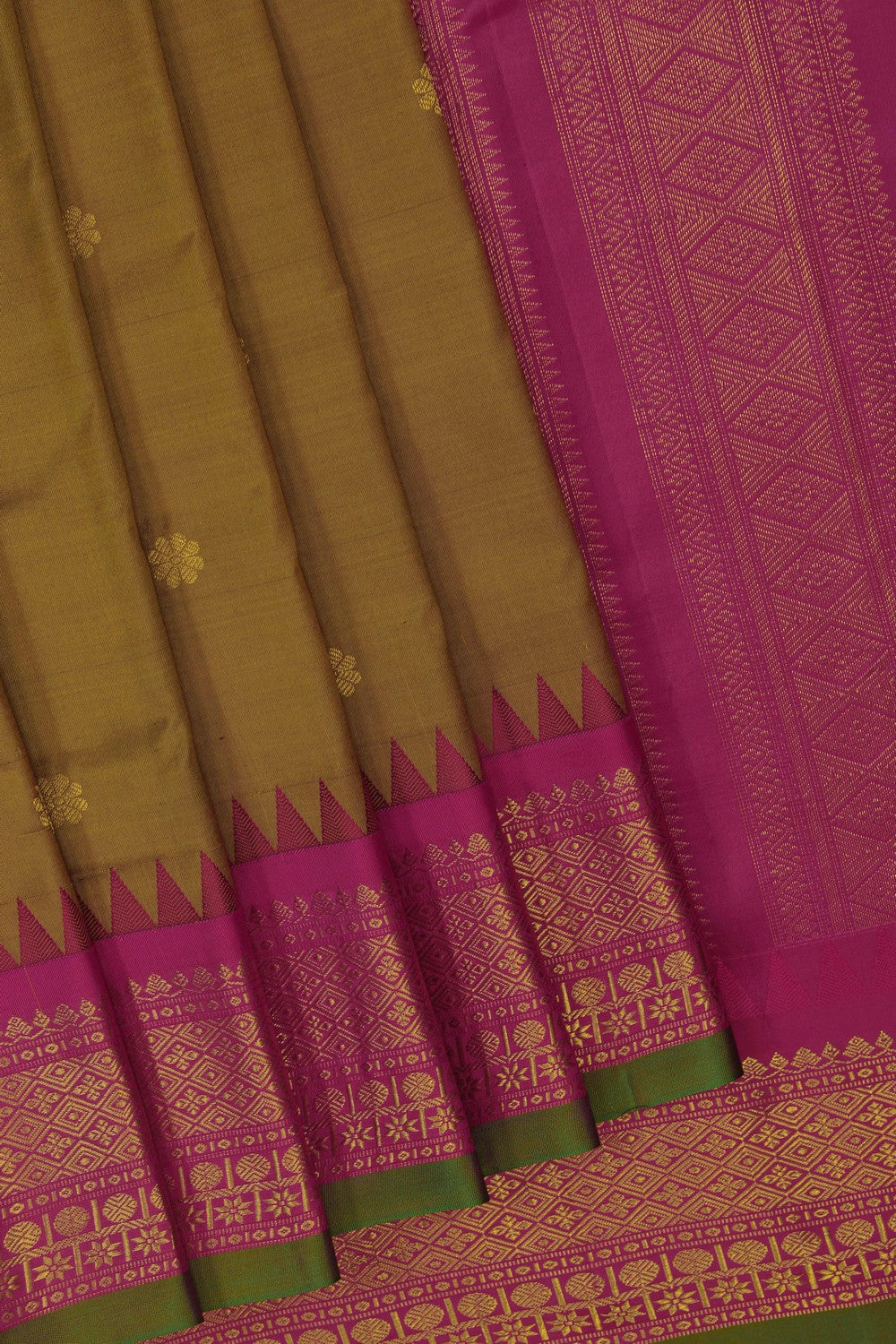 Image of Gadwal Silk Moss Green Saree