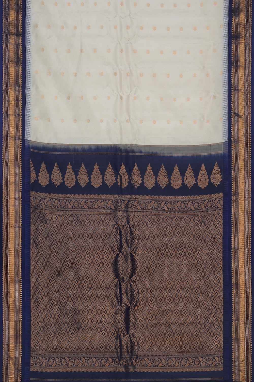 Image of Cream Gadwal Silk Saree