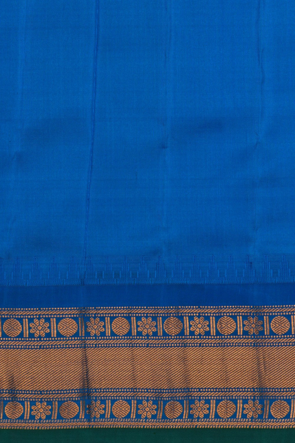 Image of Cream Gadwal Silk Saree