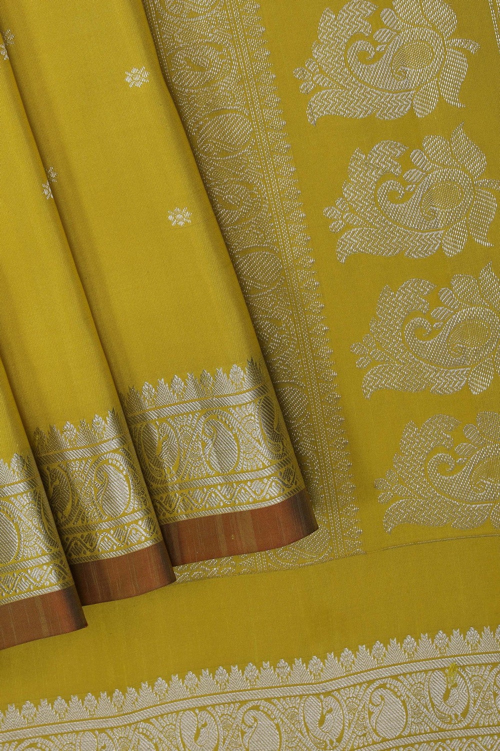 Image of Fenugreek Yellow Gadwal Silk Saree