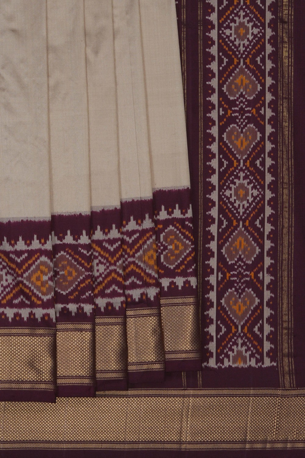 Image of Beige Pochampally Silk Saree