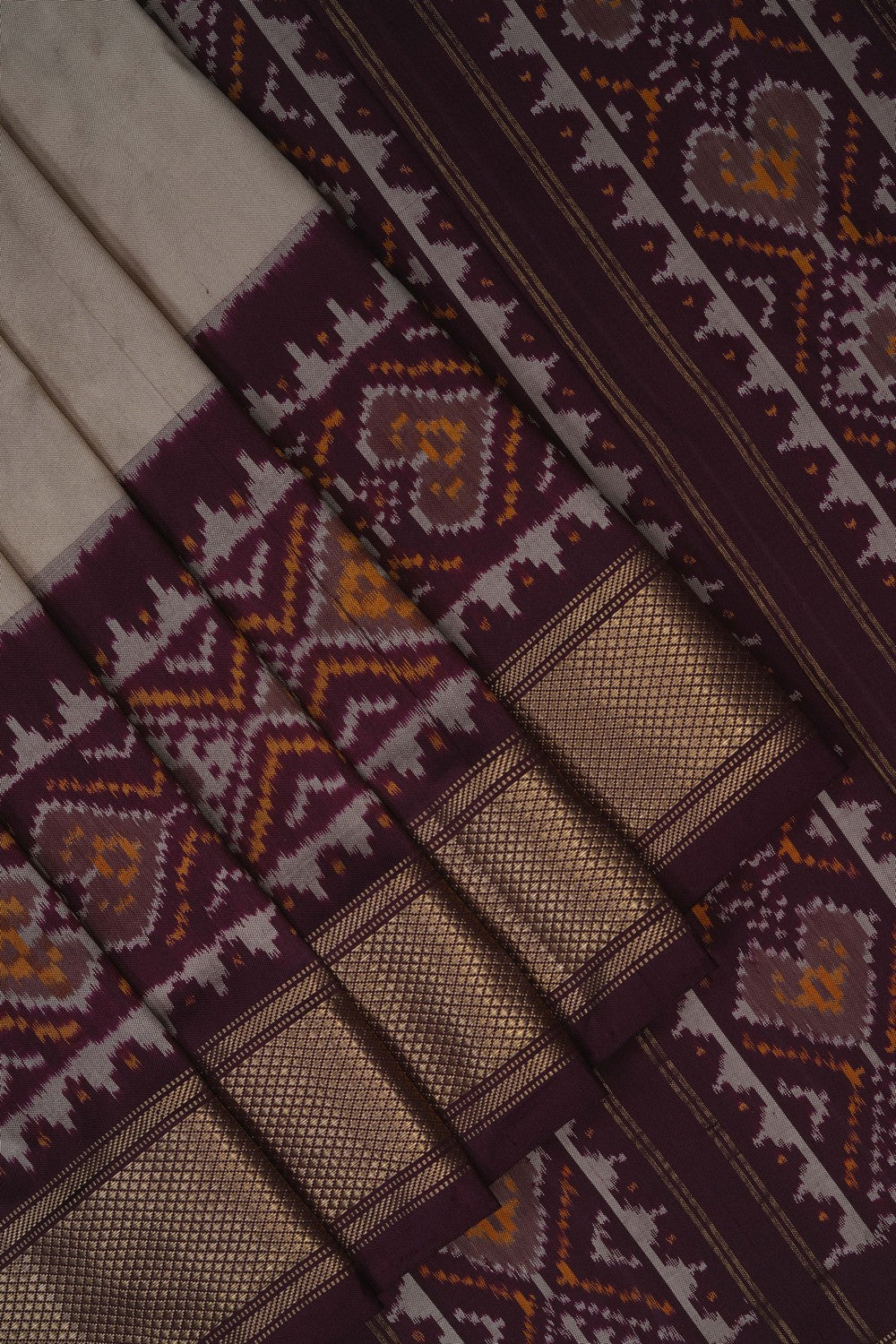 Image of Beige Pochampally Silk Saree