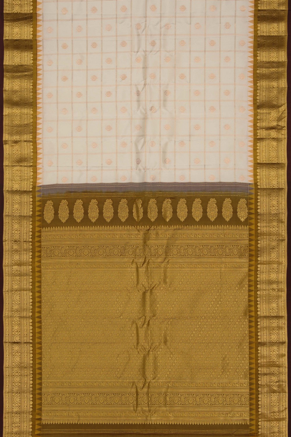 Image of White Gadwal Silk Saree