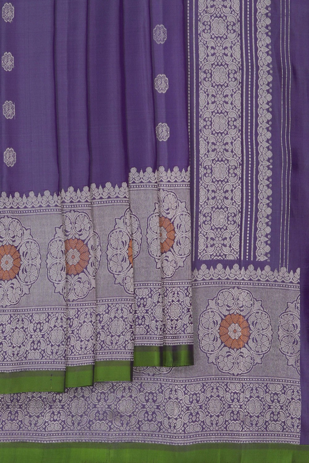 Image of Lavender Purple Gadwal Silk Saree