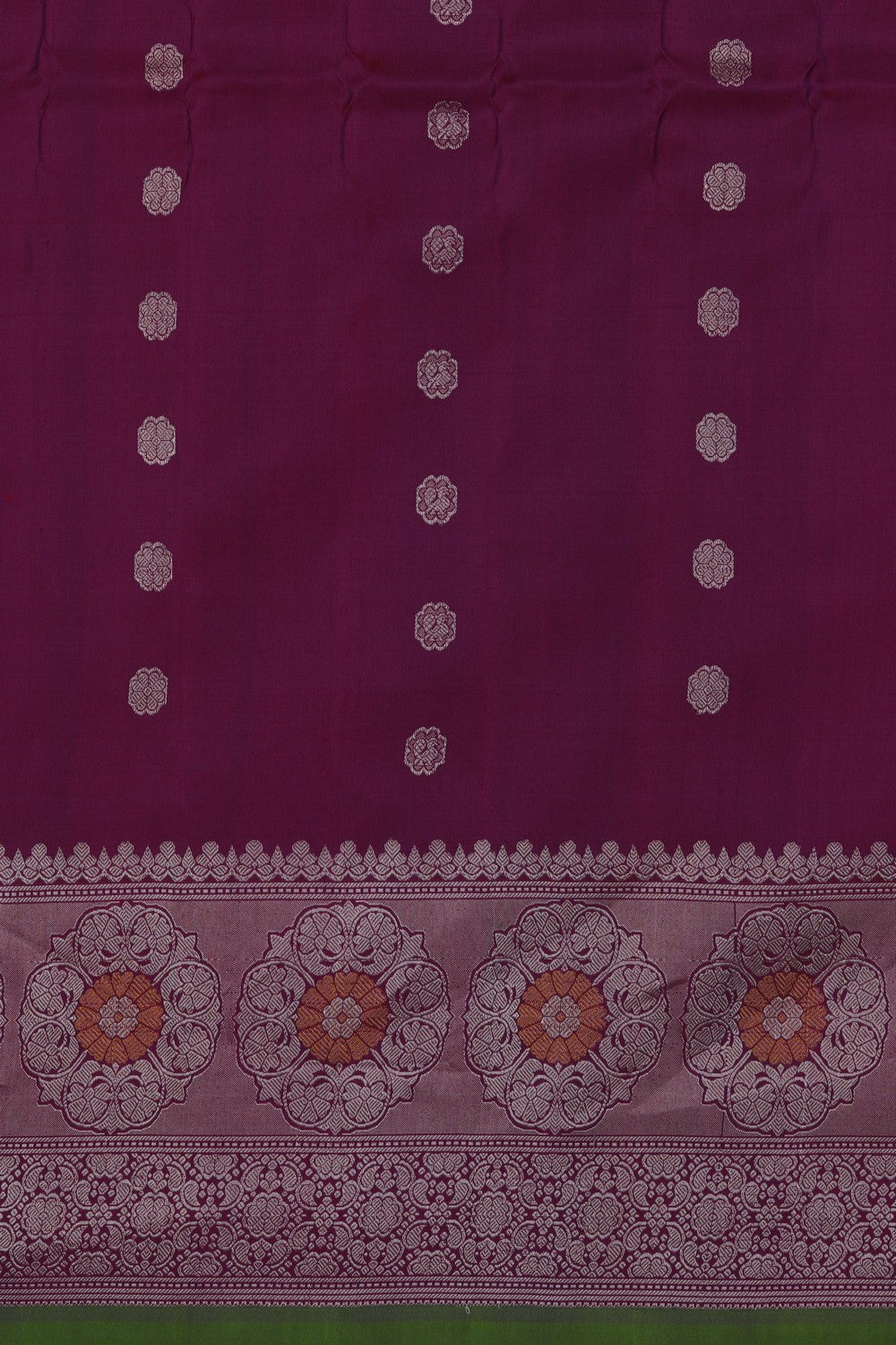 Image of Lavender Purple Gadwal Silk Saree