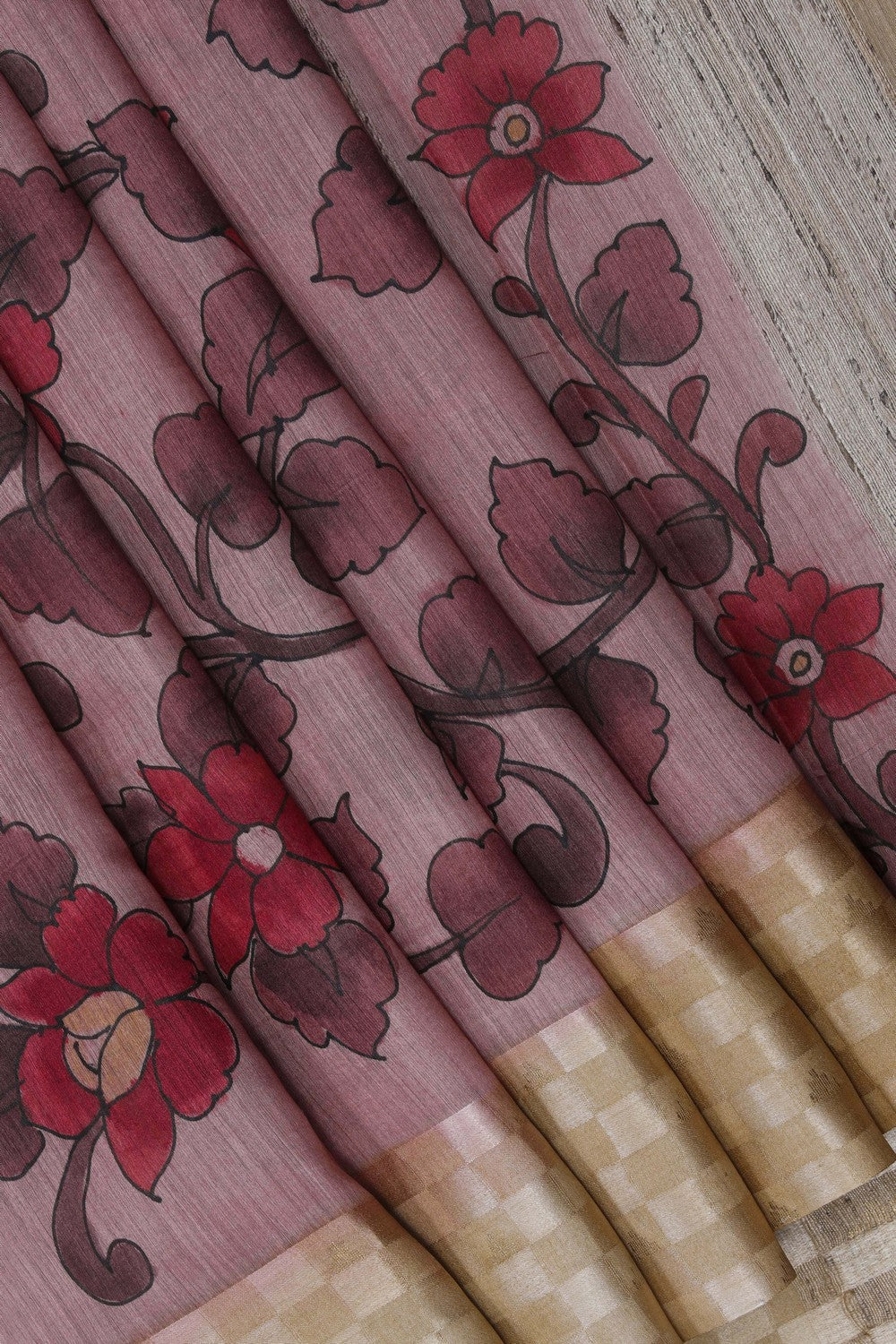 Image of A Beautiful Desi Tussar Printed Saree