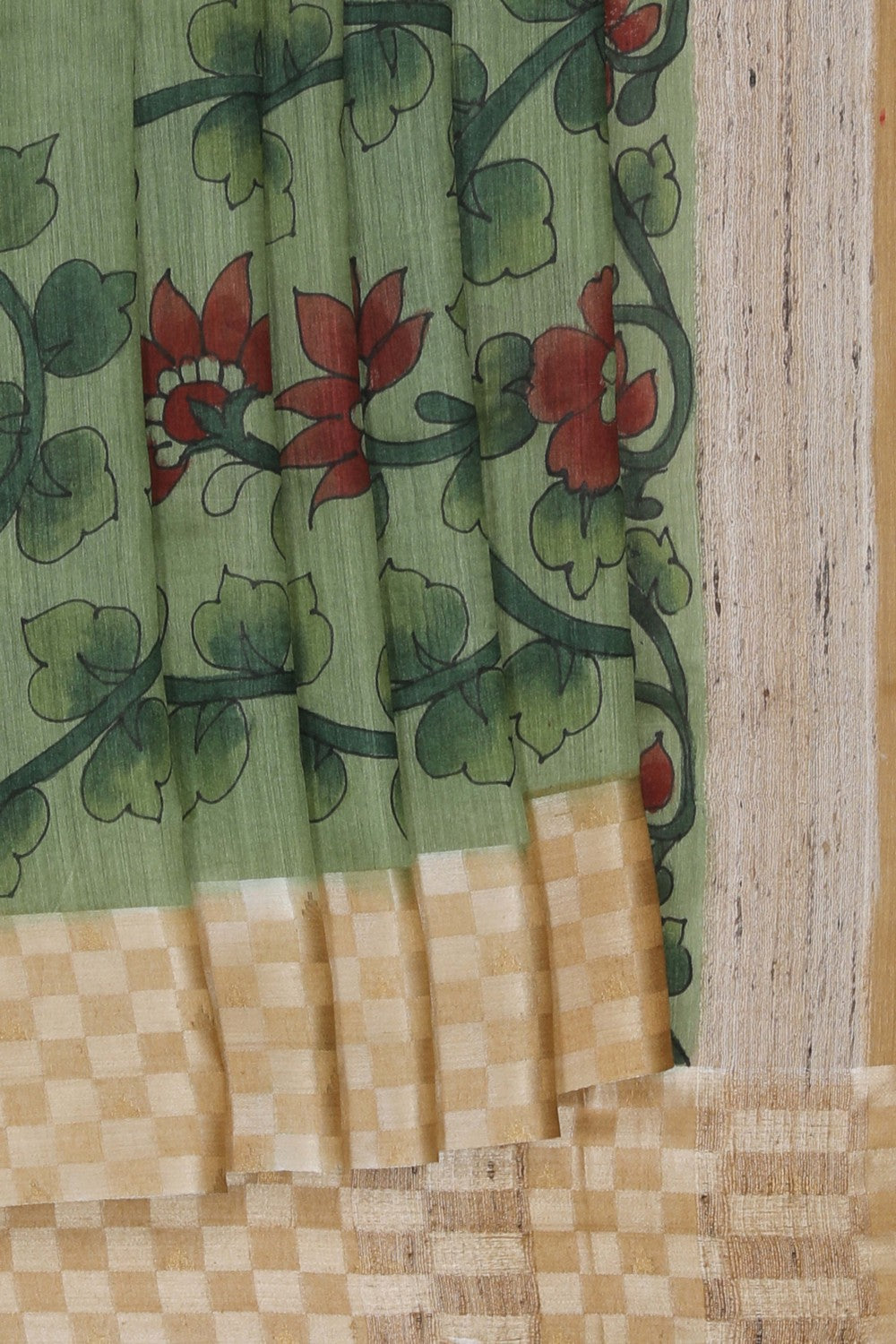 Image of A Beautiful Desi Tussar Printed Saree