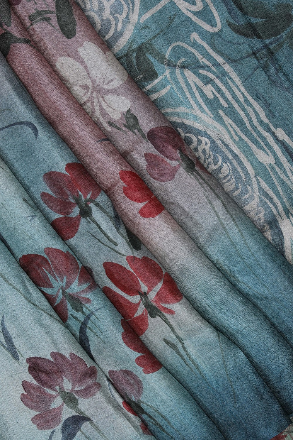 Image of A Beautiful Desi Tussar Printed Saree