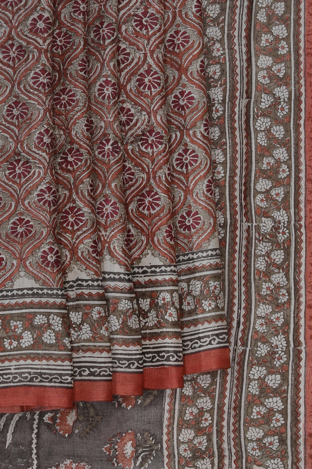 Image of A Beautiful Desi Tussar Printed Saree