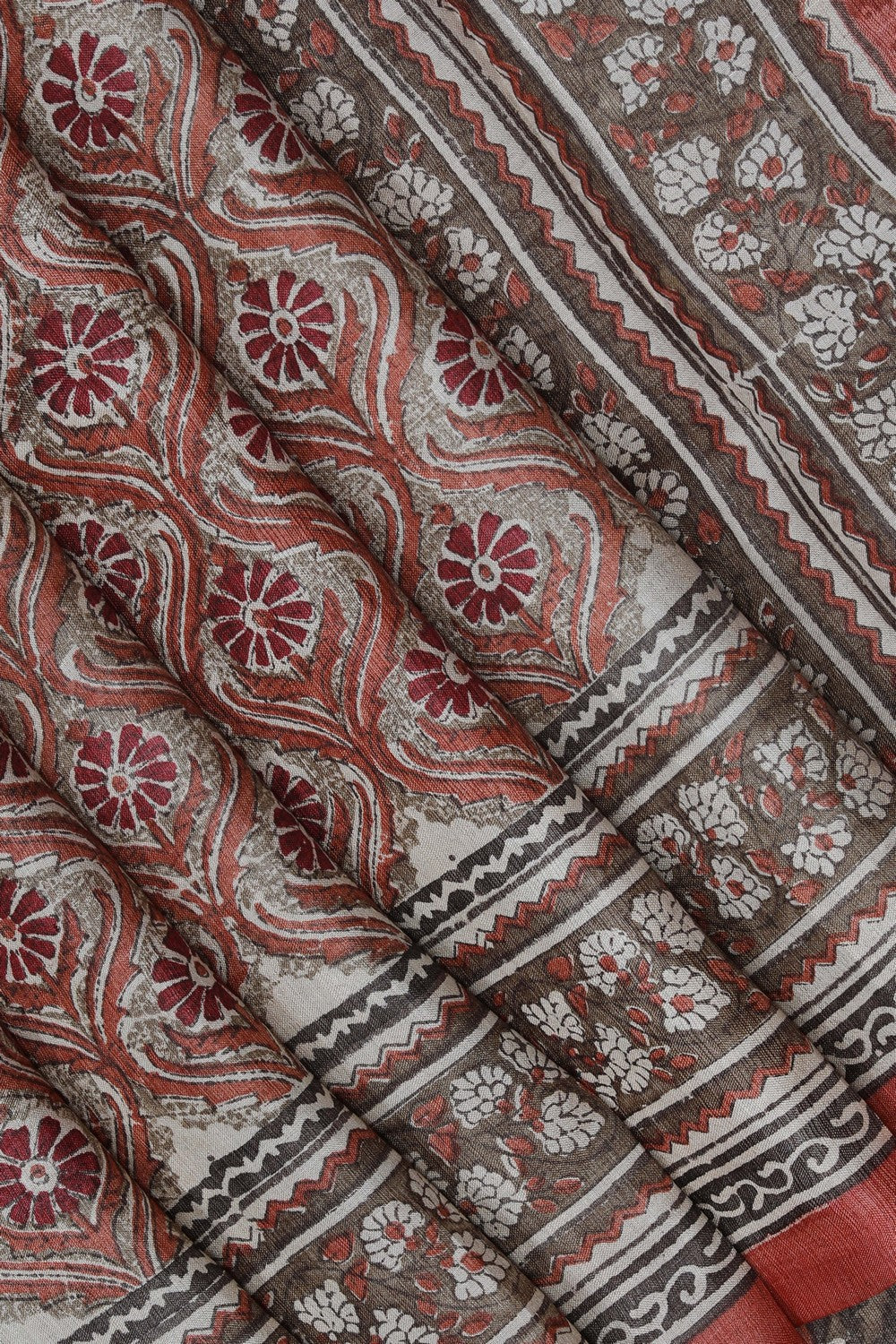 Image of A Beautiful Desi Tussar Printed Saree