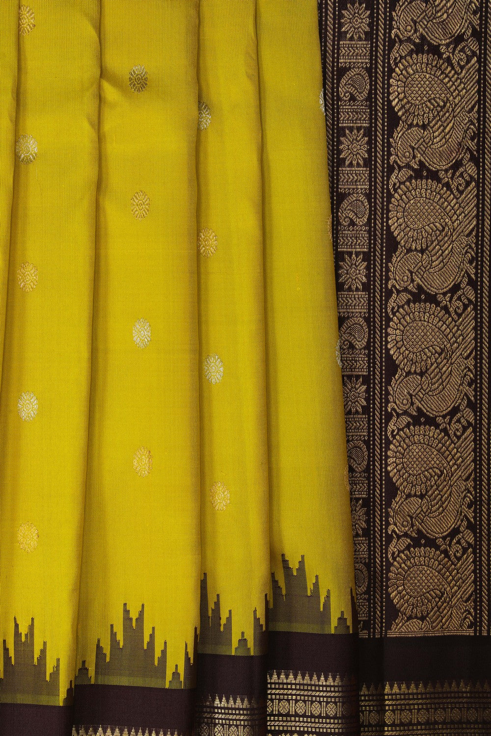 Image of Gadwal Silk Spring Green Saree