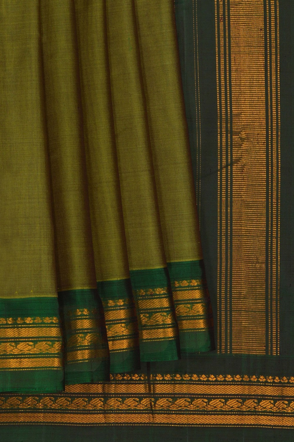 Image of Gadwal Cotton Green Saree