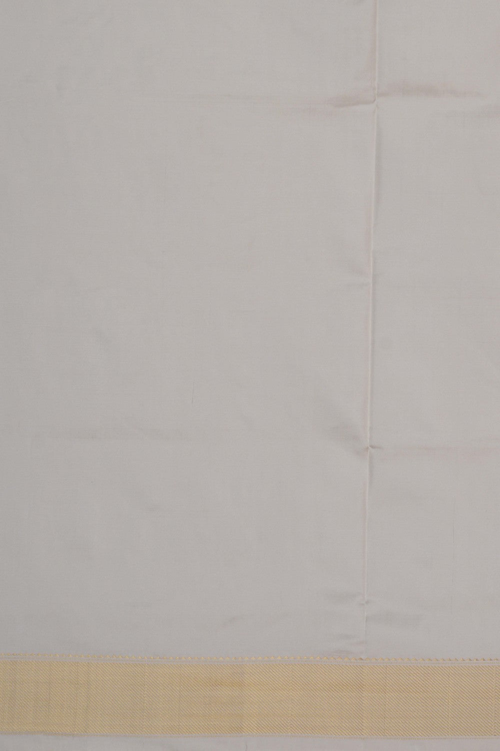 Image of White Pochampally Silk Saree