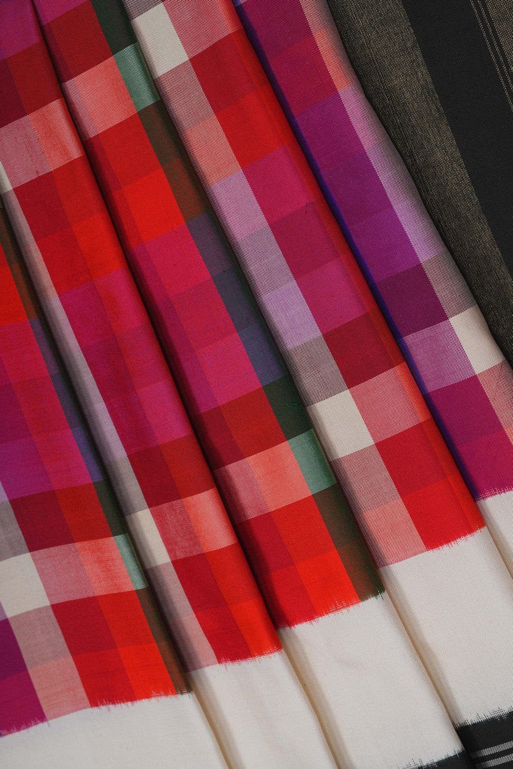 Image of A Geometric Pattern Pochampally Silk Saree