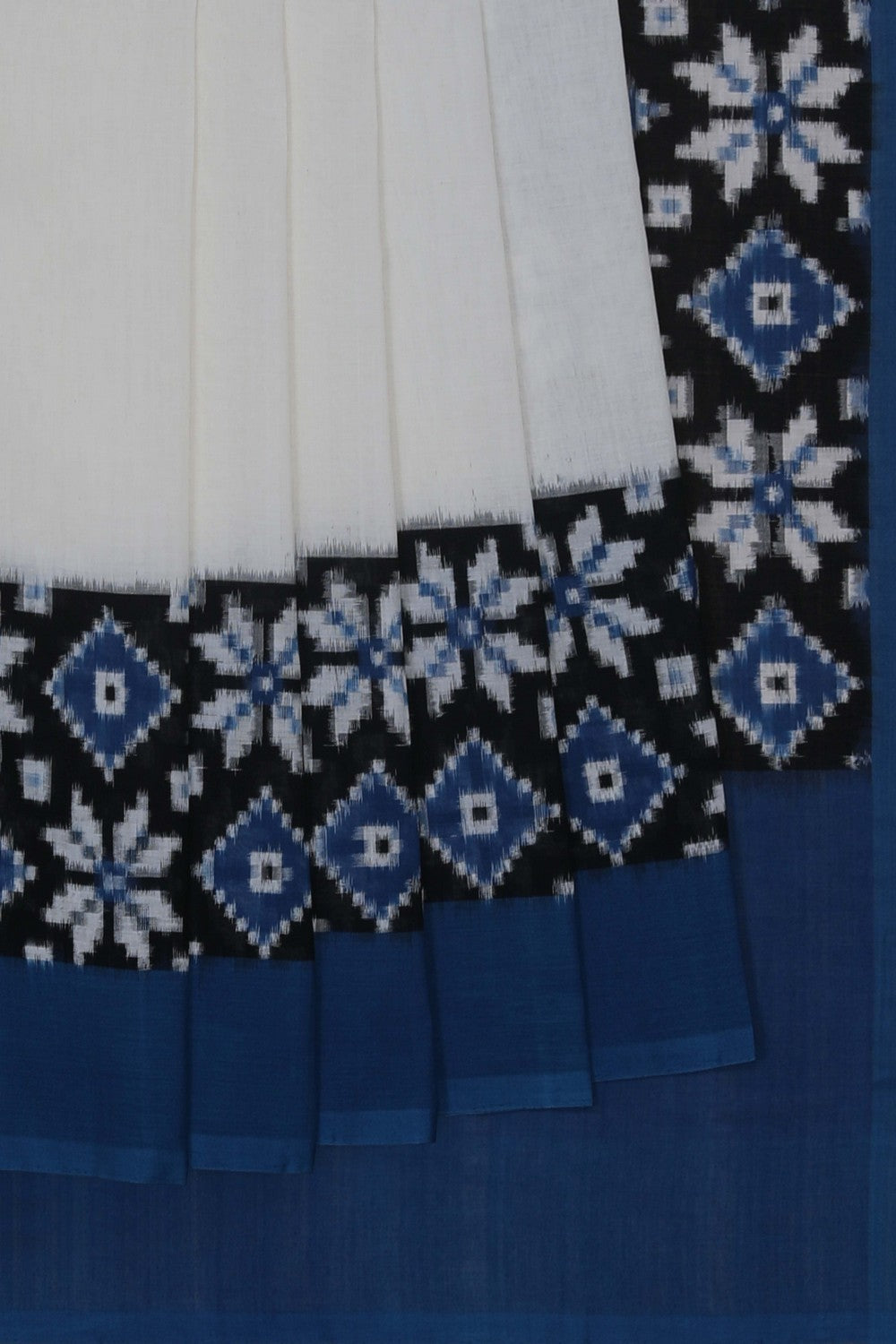 Image of Pochampally Ikat Cotton Saree
