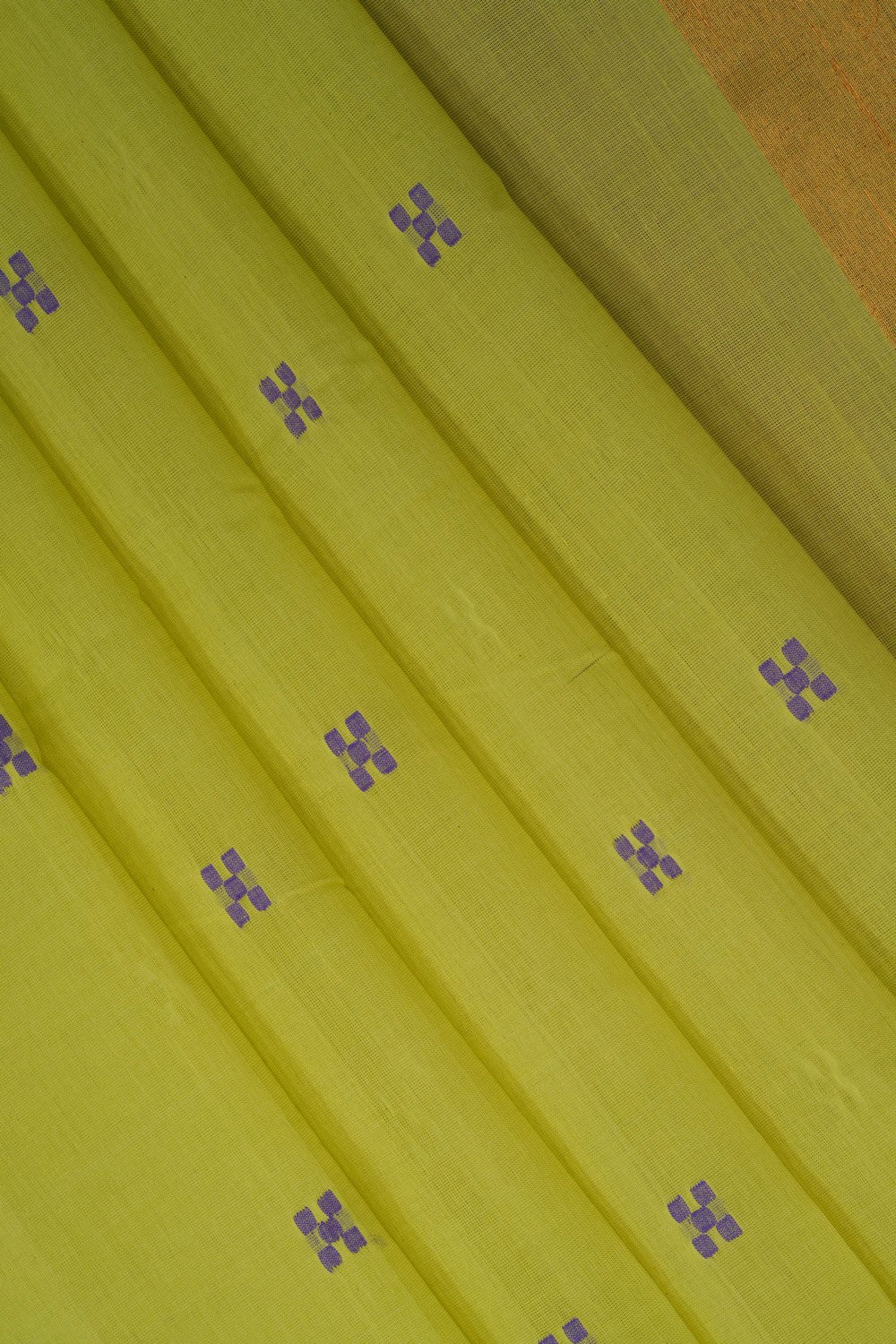 Image of Ponduru Cotton Spring Green Saree