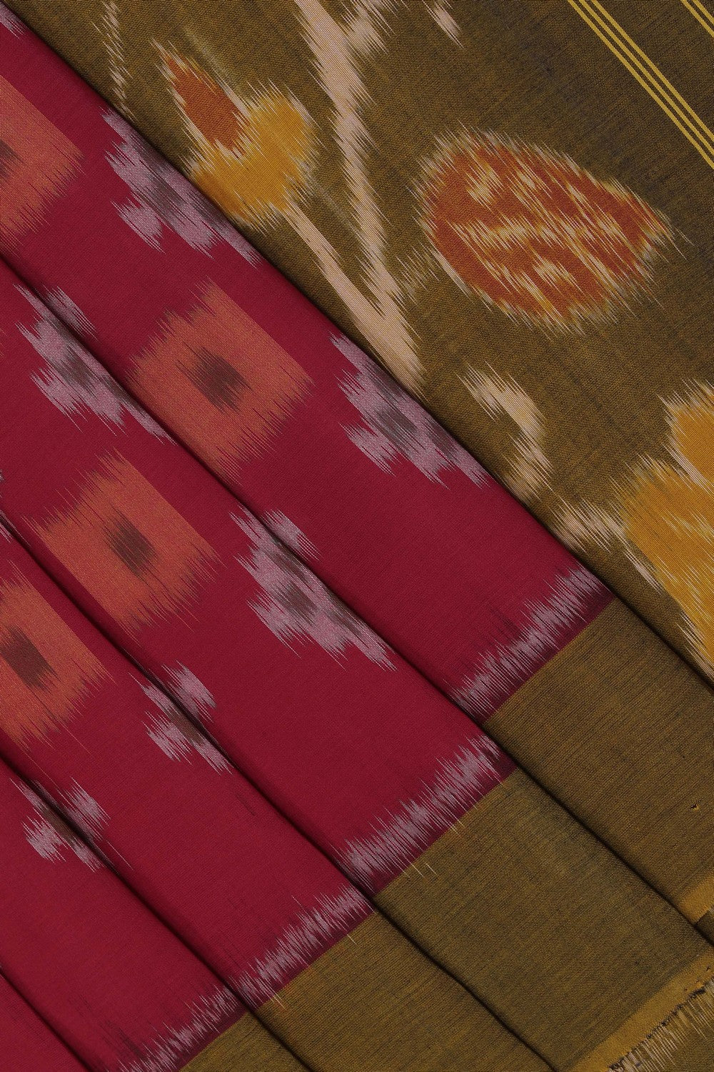 Image of Pochampally Ikat Cotton Red Saree