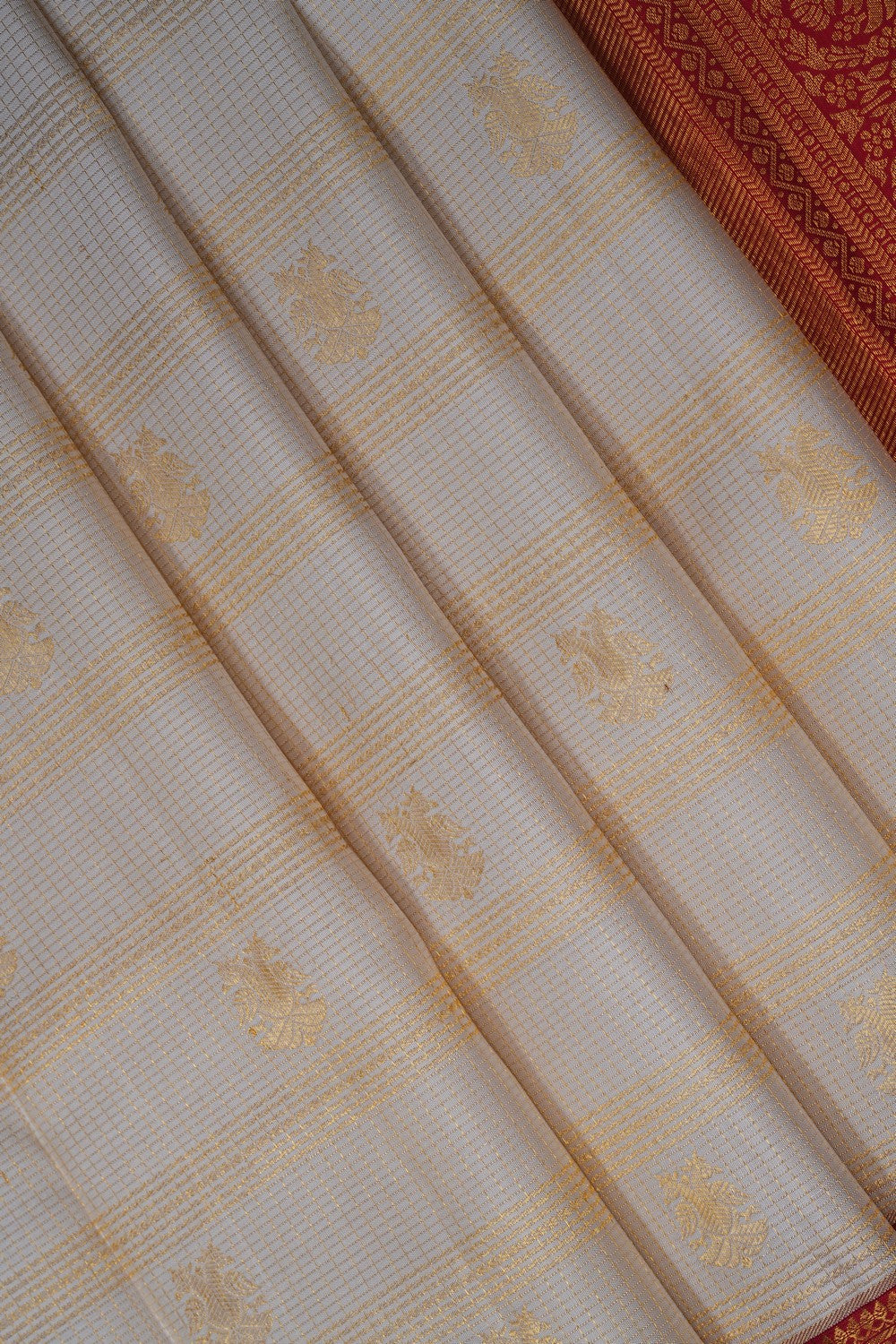 Image of Off-White Brocade Kanchipattu Saree