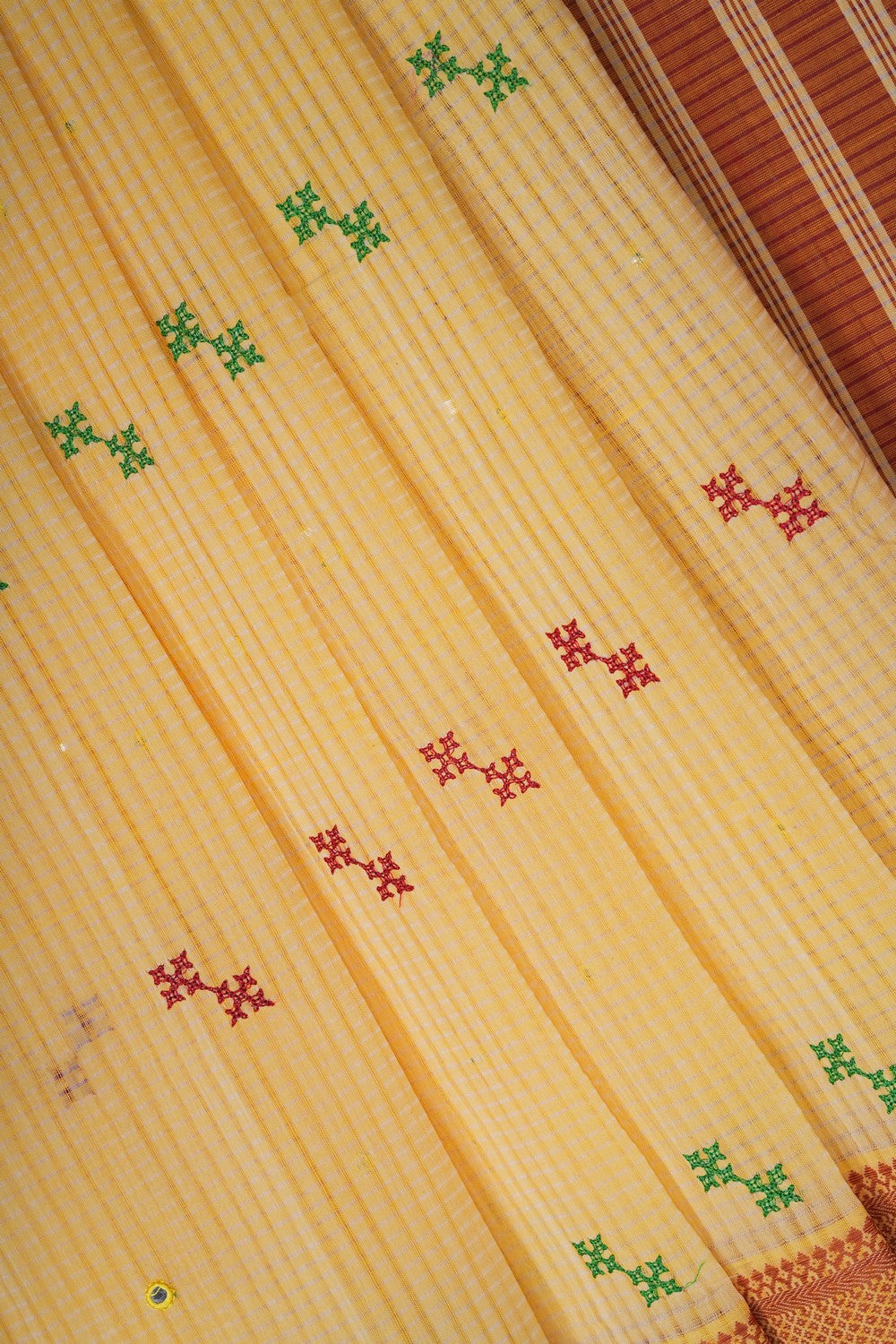 Image of Kutch Work Mangalgiri Cotton Saree