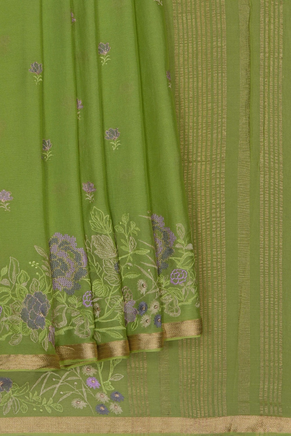 Image of Green Crepe Embroidery Saree