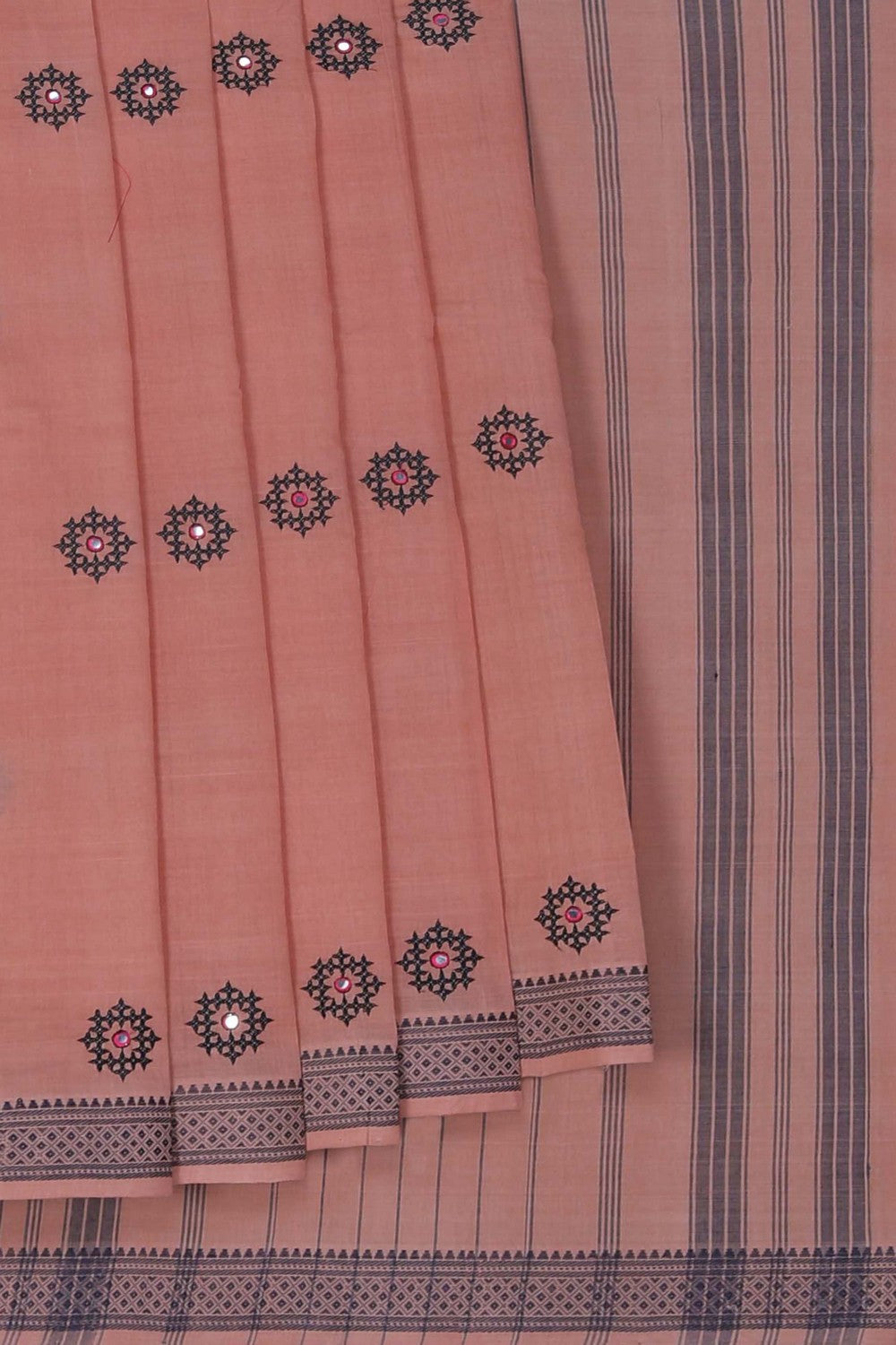 Image of Kutch Work Mangalgiri Cotton Saree