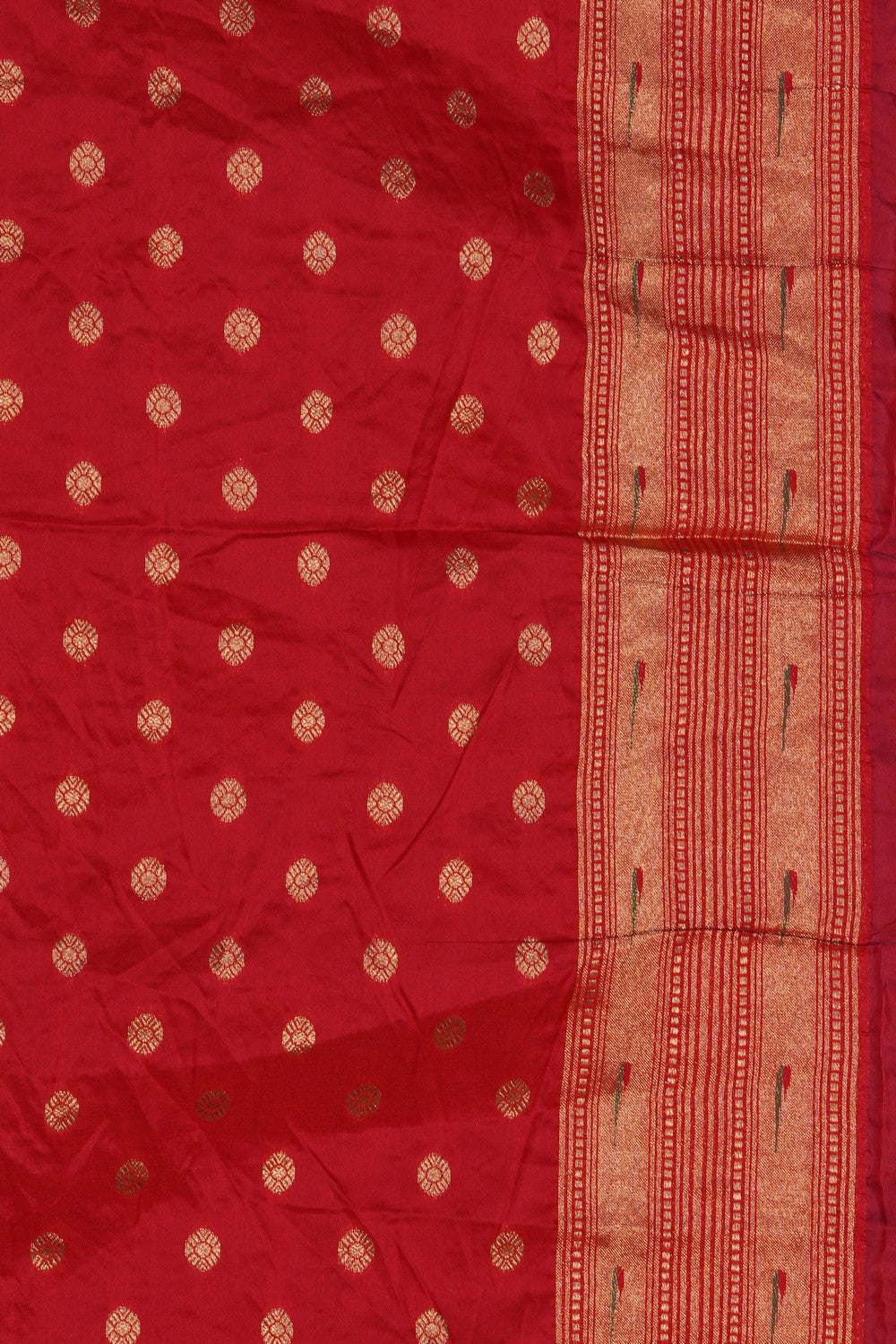 Image of A Purple Bandhani Saree