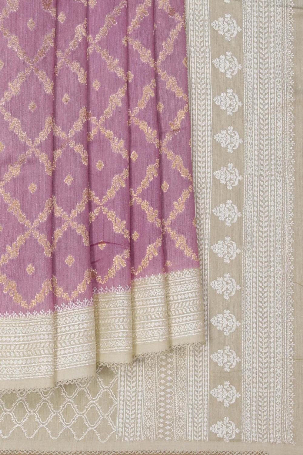 Image of Onion-Pink Embroidery Saree