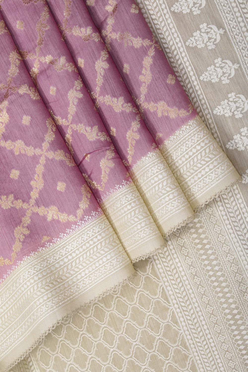 Image of Onion-Pink Embroidery Saree