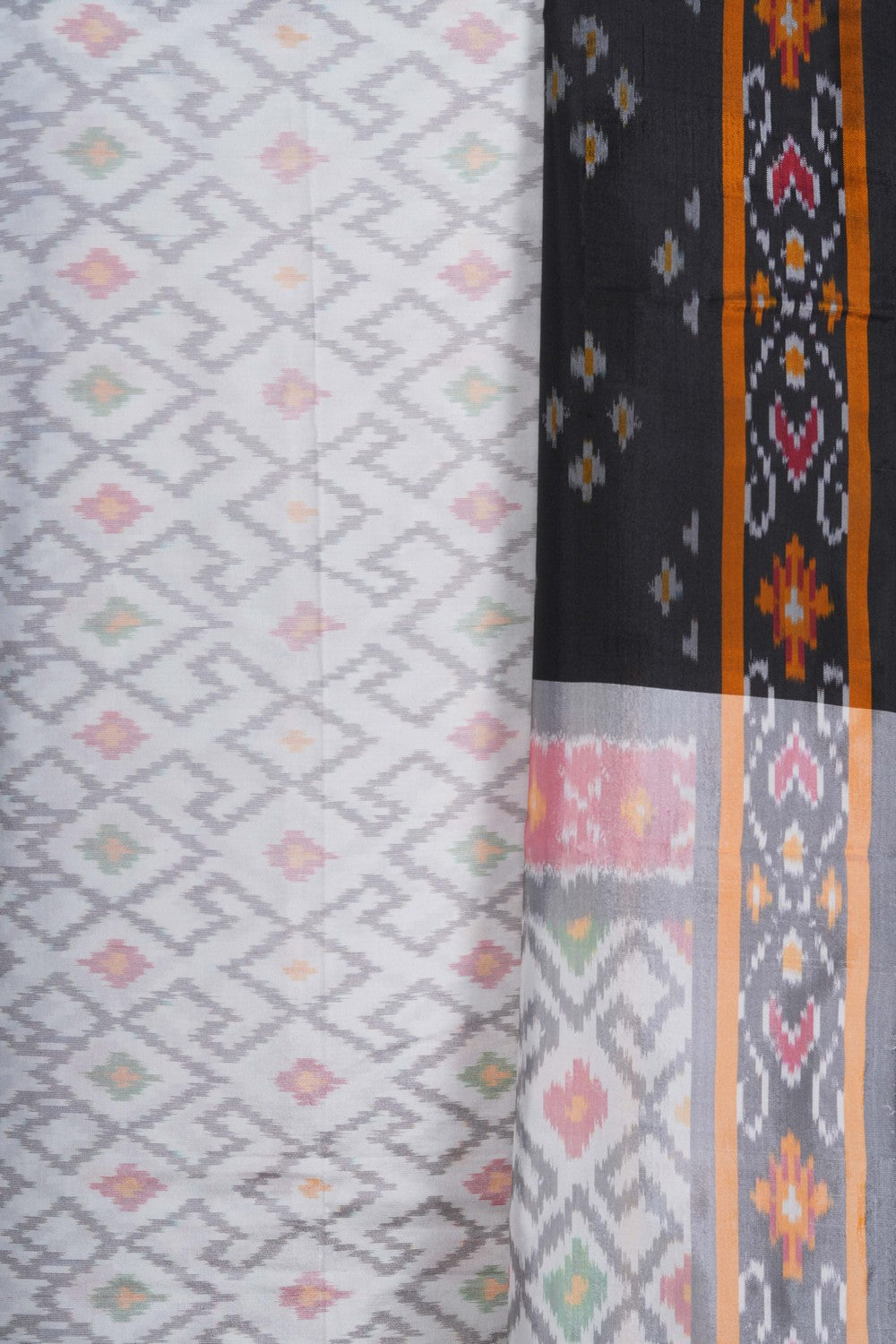 Image of Unstitched Suit Set Fabric (3 Pcs Set)