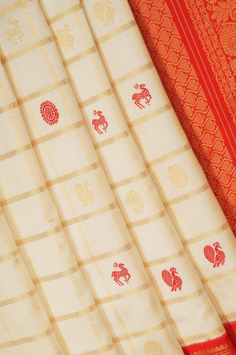 Image of Off-White Pochampally Twill Silk Saree