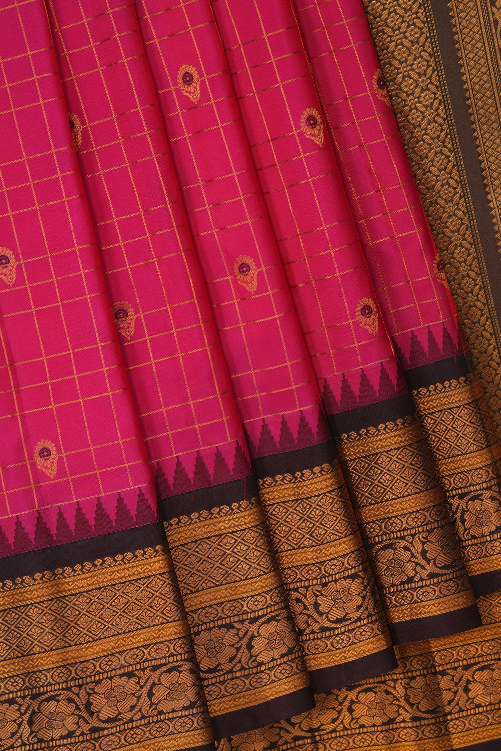 Image of Gadwal Silk Pink Kattam Saree